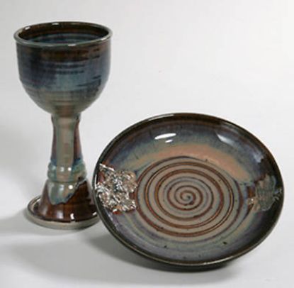 Picture of Wheat & Grapes Rosé Porcelain Chalice & Paten Set